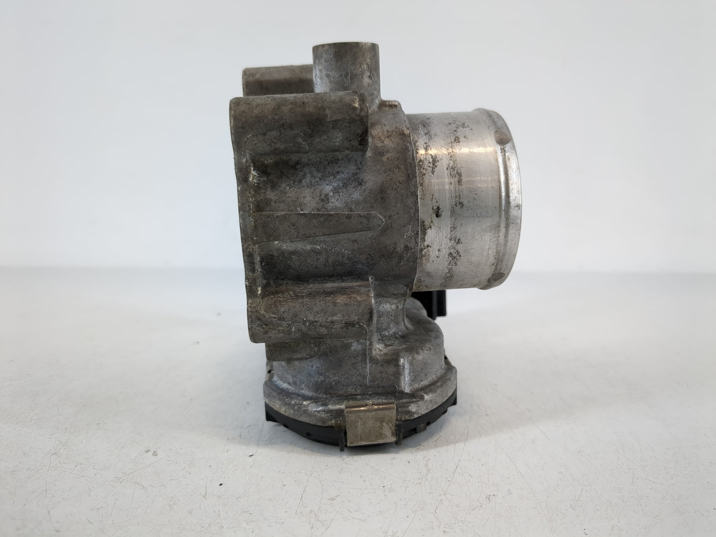 2014-2019 Ford Fiesta Throttle Body Fits Fits 2013 2014 2015 2016 2017 2018 2019 OEM Used Auto Parts - Oemusedautoparts1.com