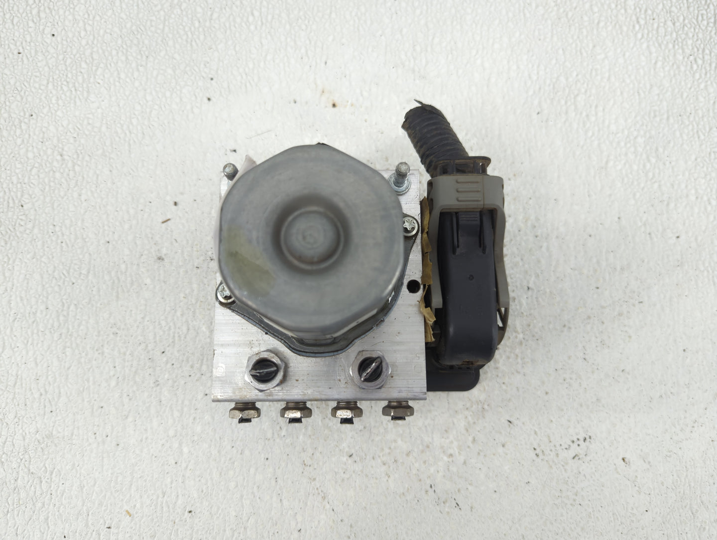 2013-2014 Ford Flex ABS Pump Control Module Replacement P/N:DA83-2C405-AG DA83-2C405-A Fits Fits 2013 2014 OEM Used Auto Par