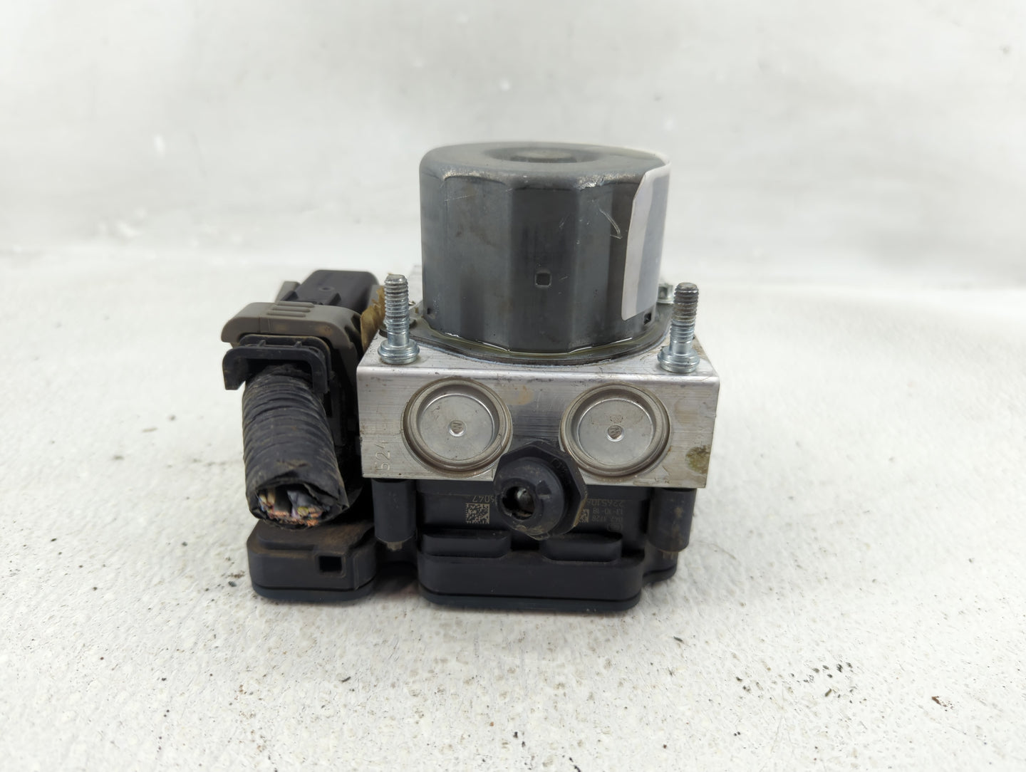 2013-2014 Ford Flex ABS Pump Control Module Replacement P/N:DA83-2C405-AG DA83-2C405-A Fits Fits 2013 2014 OEM Used Auto Par