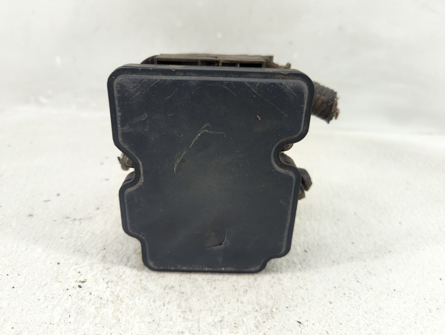 2013-2014 Ford Flex ABS Pump Control Module Replacement P/N:DA83-2C405-AG DA83-2C405-A Fits Fits 2013 2014 OEM Used Auto Par