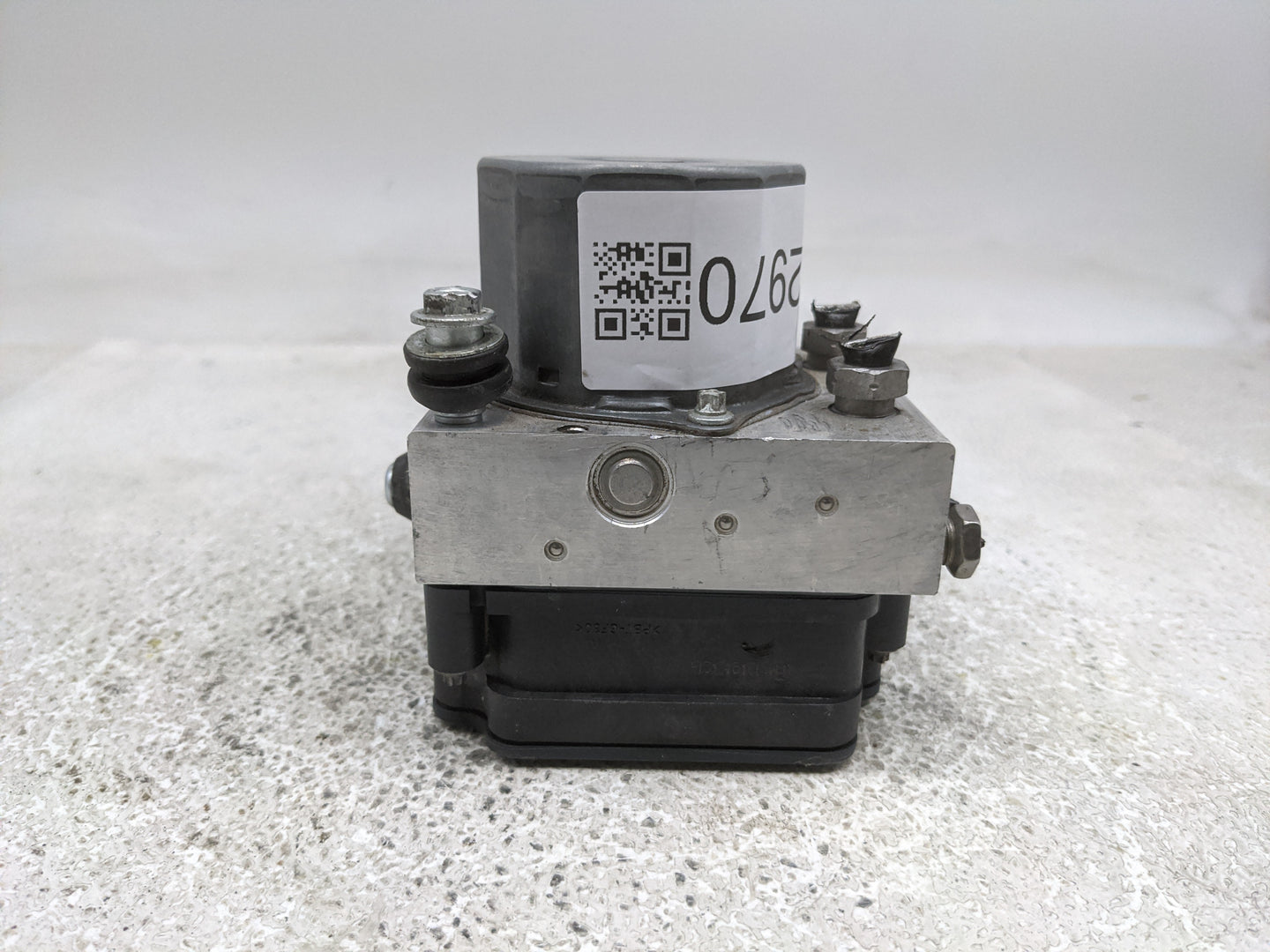 2013-2014 Ford Flex ABS Pump Control Module Replacement P/N:DA83-2C405-AG DA83-2C405-A Fits Fits 2013 2014 OEM Used Auto Par