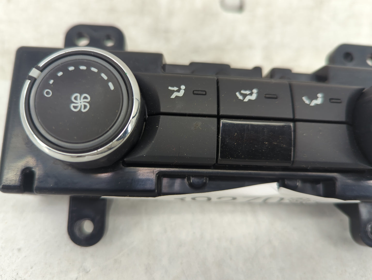 2013-2019 Ford Flex Climate Control Module Temperature AC/Heater Replacement P/N:DA8T-19980-CA Fits OEM Used Auto Parts - Oe