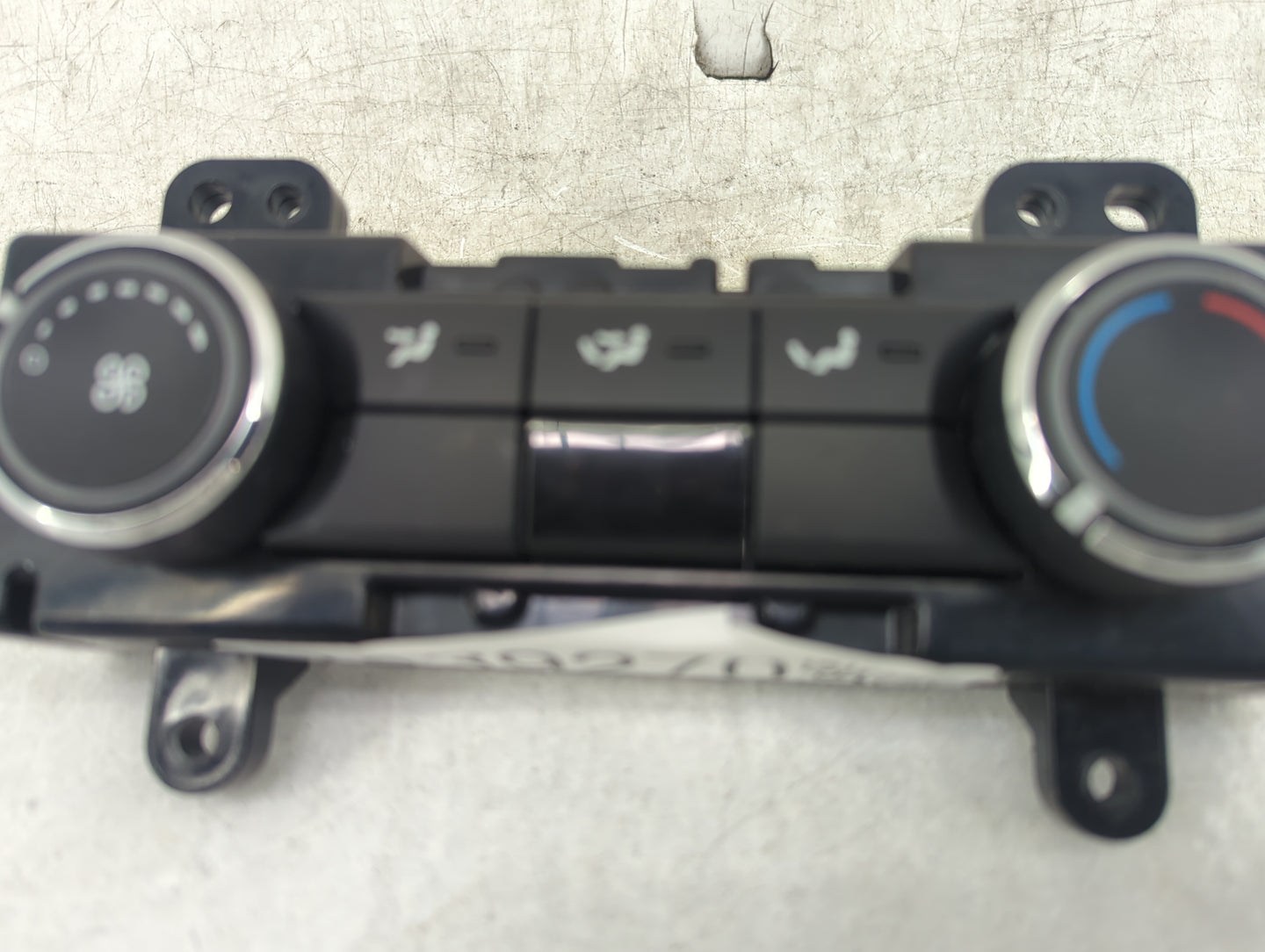2013-2019 Ford Flex Climate Control Module Temperature AC/Heater Replacement P/N:DA8T-19980-CA Fits OEM Used Auto Parts - Oe
