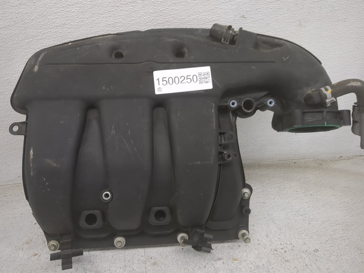 2014 Ford Flex Air Intake Manifold P/N:AT4E-9424-DG Fits OEM Used Auto Parts - Oemusedautoparts1.com
