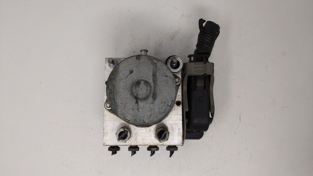 2014-2019 Ford Flex Anti-Lock Brake ABS Pump Module Actuator OEM P/N:FA83-2C405-AC DA83-2C405-B Fits OEM Used Auto Parts - O