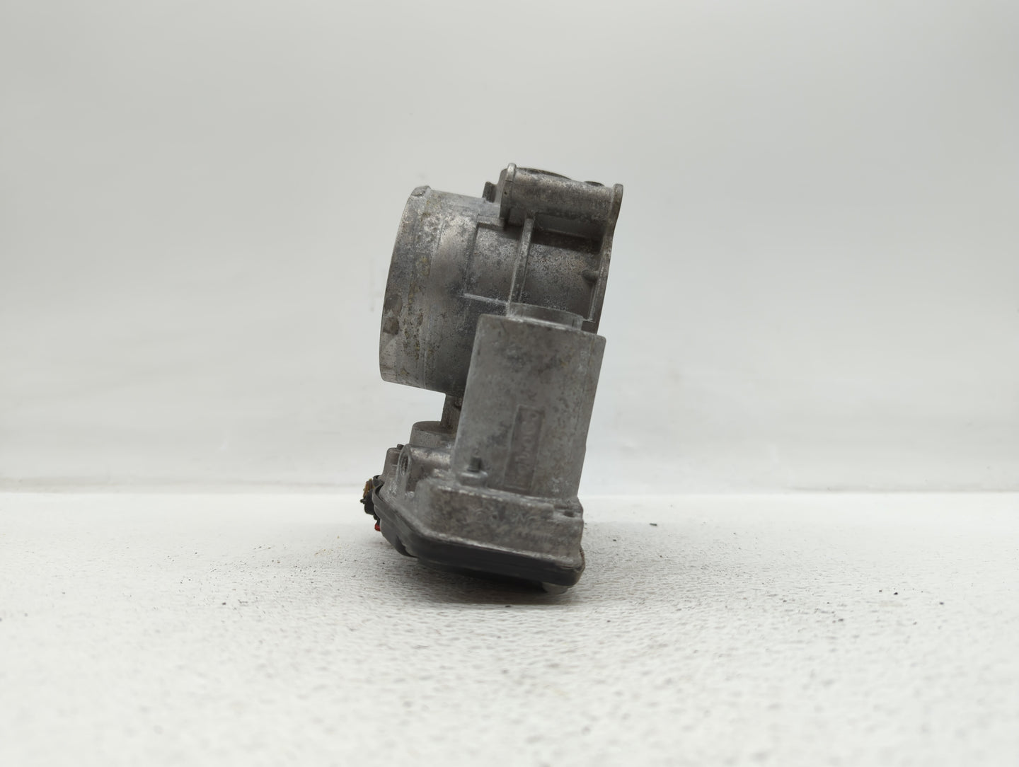 2013-2019 Ford Flex Throttle Body P/N:AT4E-9F991-EJ AT4E-EH, AT4E-EF Fits Fits 2011 2012 2013 2014 2015 2016 2017 2018 2019 