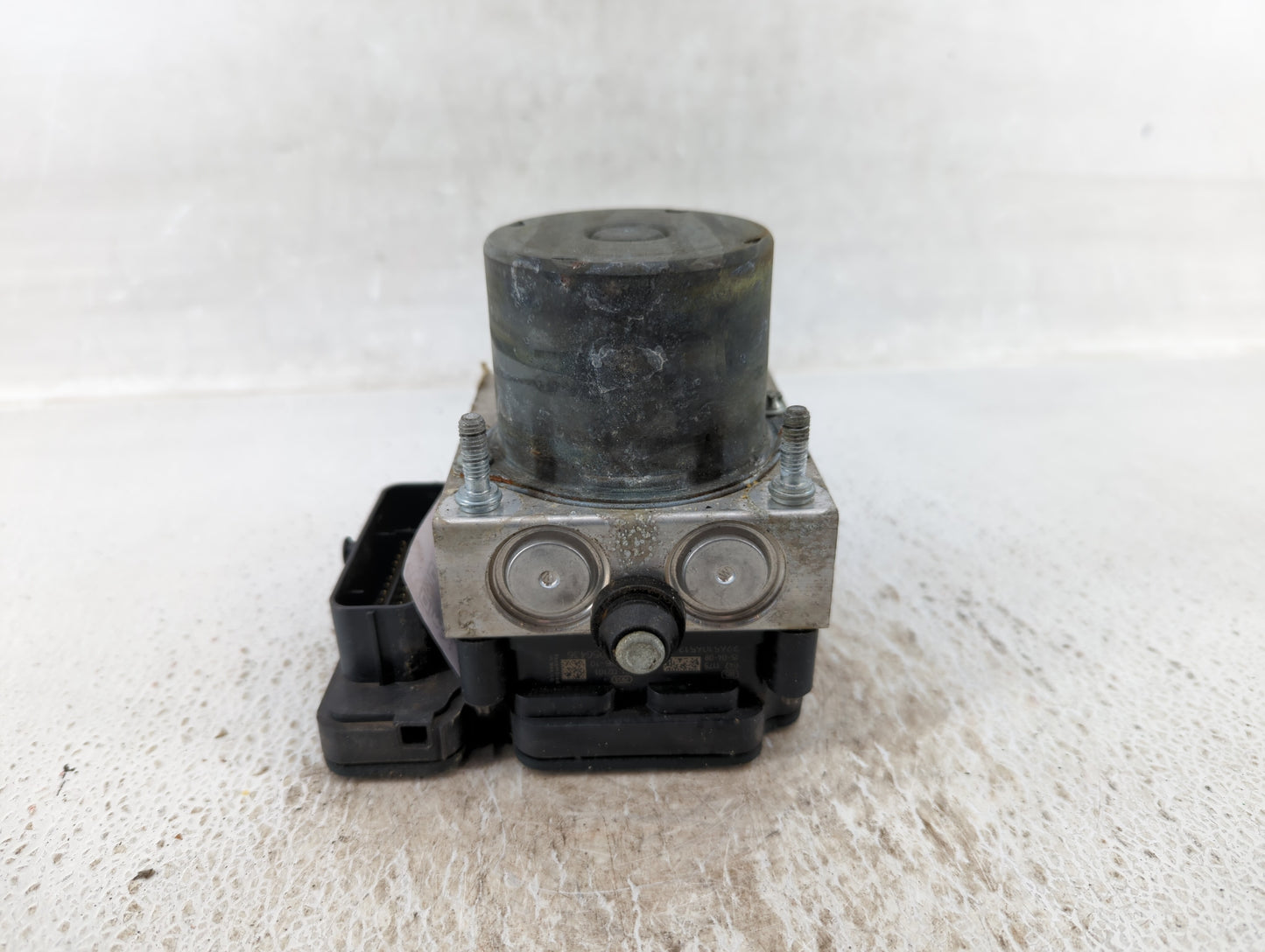 2014-2019 Ford Flex ABS Pump Control Module Replacement P/N:FA83-2C405-A DA83-2C405-B Fits Fits 2014 2015 2016 2017 2018 201