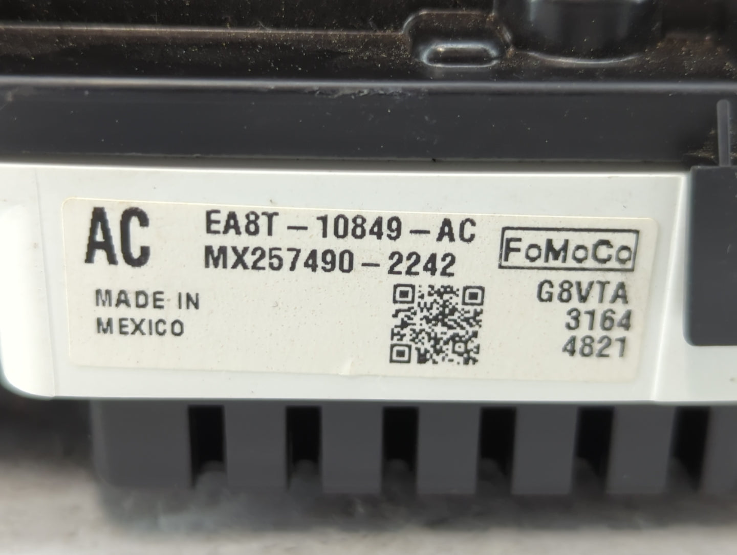 2014-2015 Ford Flex Instrument Cluster Speedometer Gauges P/N:EA8T-10849-AC EA8T-10849-AF, EA8T-10849-AE Fits Fits 2014 2015
