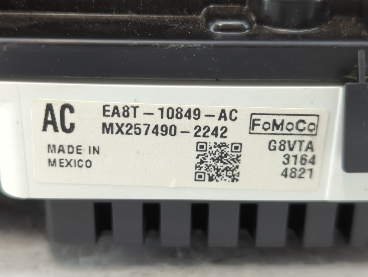 2014-2015 Ford Flex Instrument Cluster Speedometer Gauges P/N:EA8T-10849-AC EA8T-10849-AF, EA8T-10849-AE Fits Fits 2014 2015