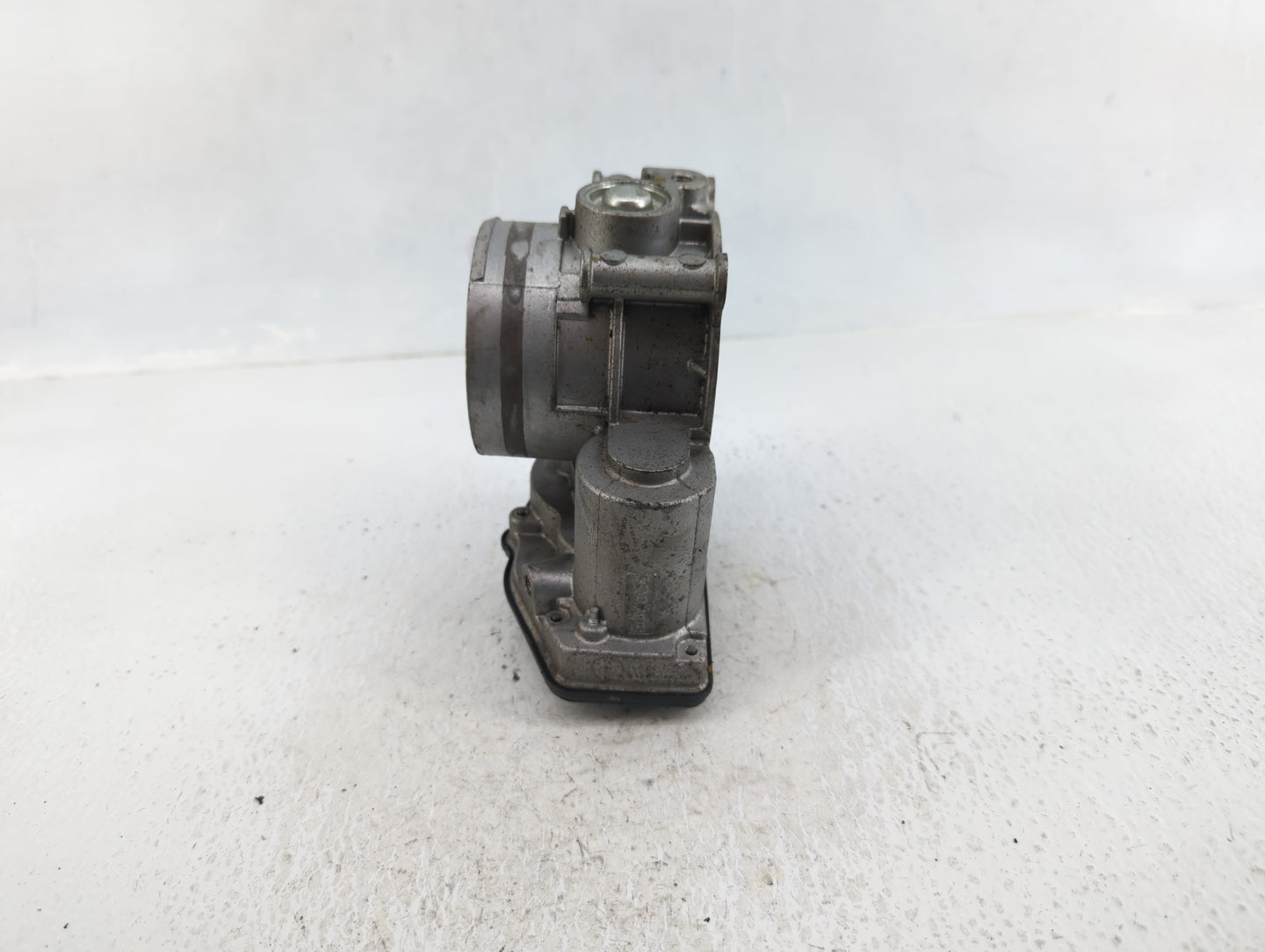 2013-2019 Ford Flex Throttle Body P/N:AT4E-EH Fits Fits 2011 2012 2013 2014 2015 2016 2017 2018 2019 OEM Used Auto Parts - O