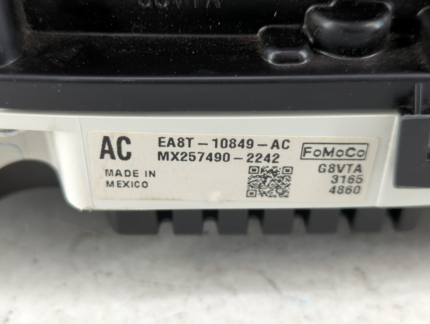 2014-2015 Ford Flex Instrument Cluster Speedometer Gauges P/N:EA8T-10849-AC Fits Fits 2014 2015 OEM Used Auto Parts - Oemuse