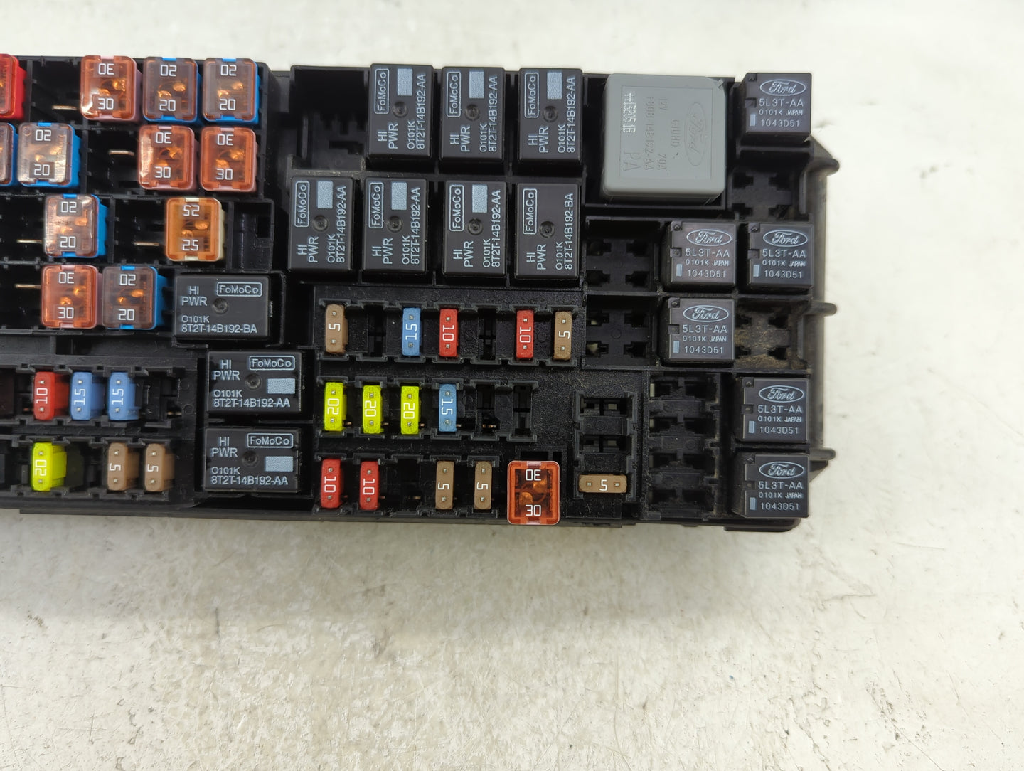 2013-2015 Ford Flex Fusebox Fuse Box Panel Relay Module Fits Fits 2013 2014 2015 OEM Used Auto Parts - Oemusedautoparts1.com