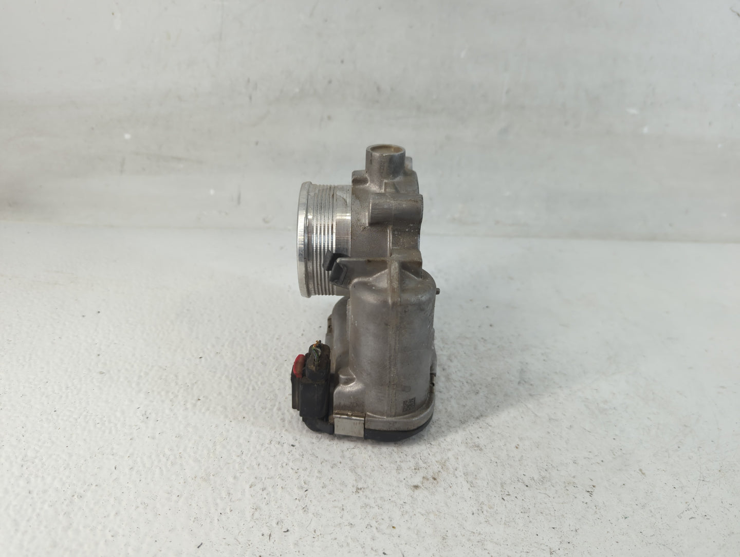 2014-2018 Ford Focus Throttle Body P/N:DS7E-9F991-BB Fits Fits 2014 2015 2016 2017 2018 2019 2020 2021 2022 OEM Used Auto Pa
