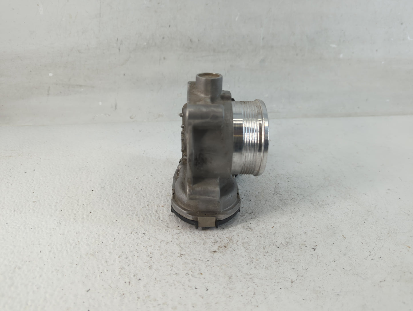 2014-2018 Ford Focus Throttle Body P/N:DS7E-9F991-BB Fits Fits 2014 2015 2016 2017 2018 2019 2020 2021 2022 OEM Used Auto Pa