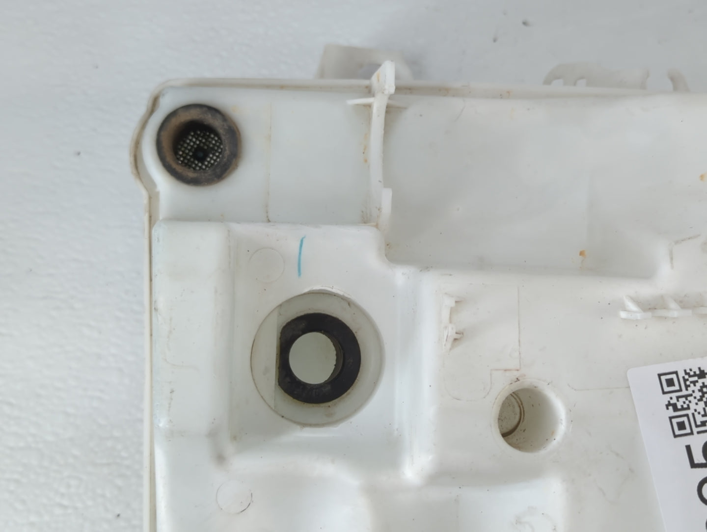 2012-2018 Ford Focus Windshield Washer Fluid Reservoir Bottle Oem - Oemusedautoparts1.com
