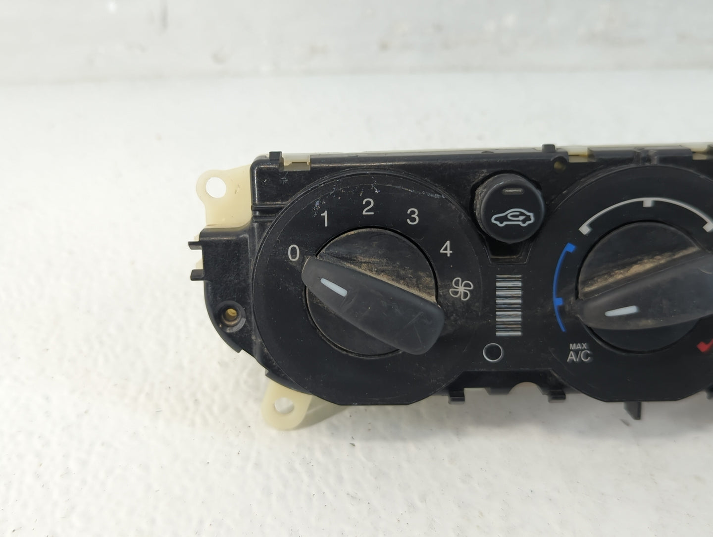 2013-2014 Ford Focus Climate Control Module Temperature AC/Heater Replacement P/N:CM5T-19980 Fits Fits 2013 2014 OEM Used Au