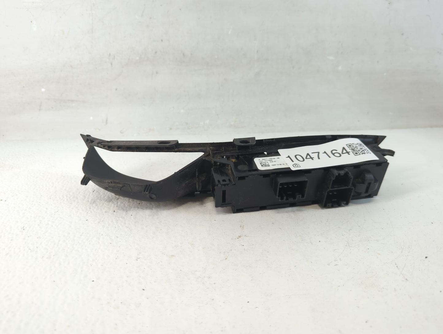 2012-2018 Ford Focus Master Power Window Switch Replacement Driver Side Left P/N:BM5T-14A132-AA Fits OEM Used Auto Parts - O