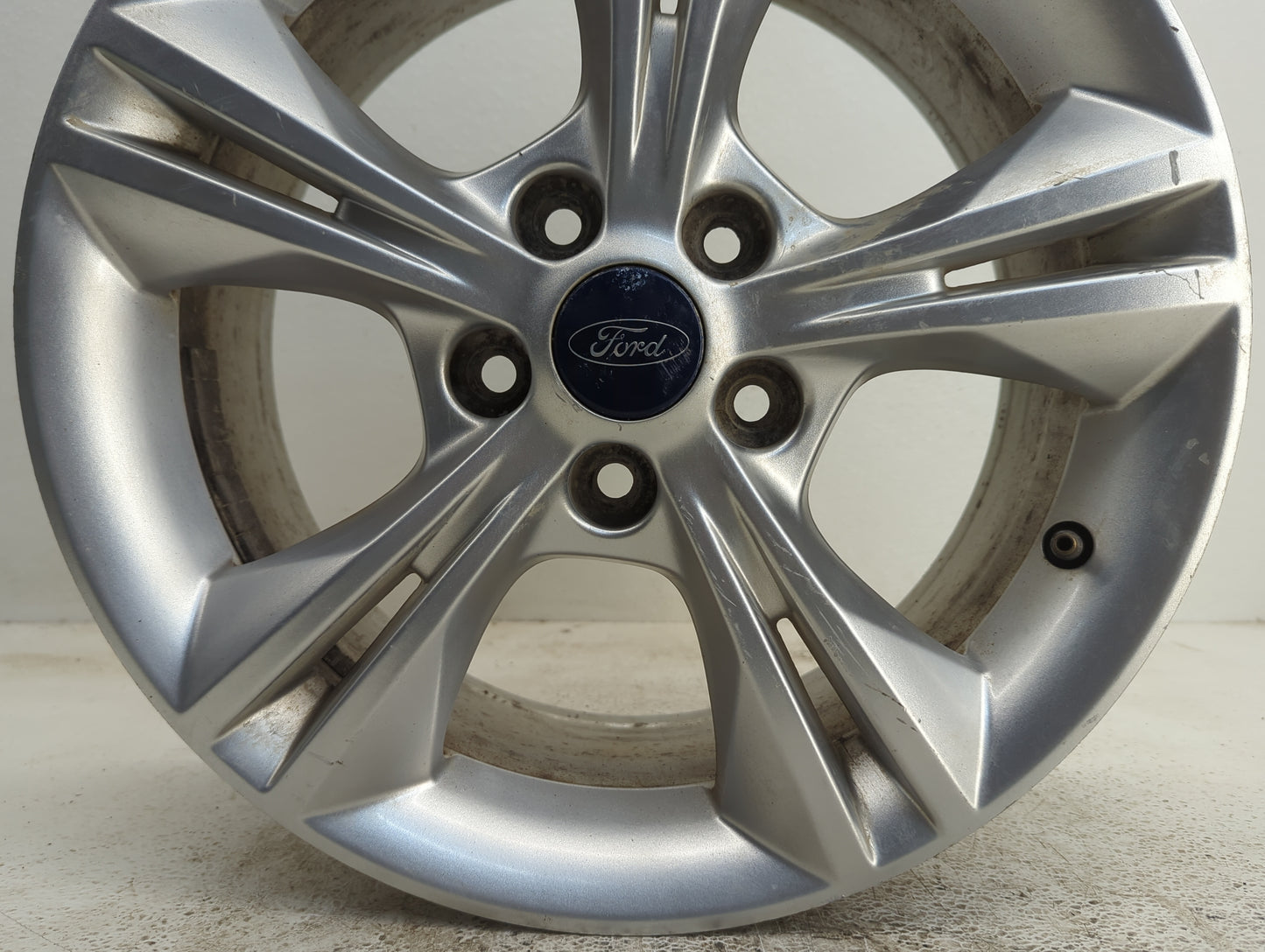 2012-2018 Ford Focus Oem Wheel Rim - Oemusedautoparts1.com