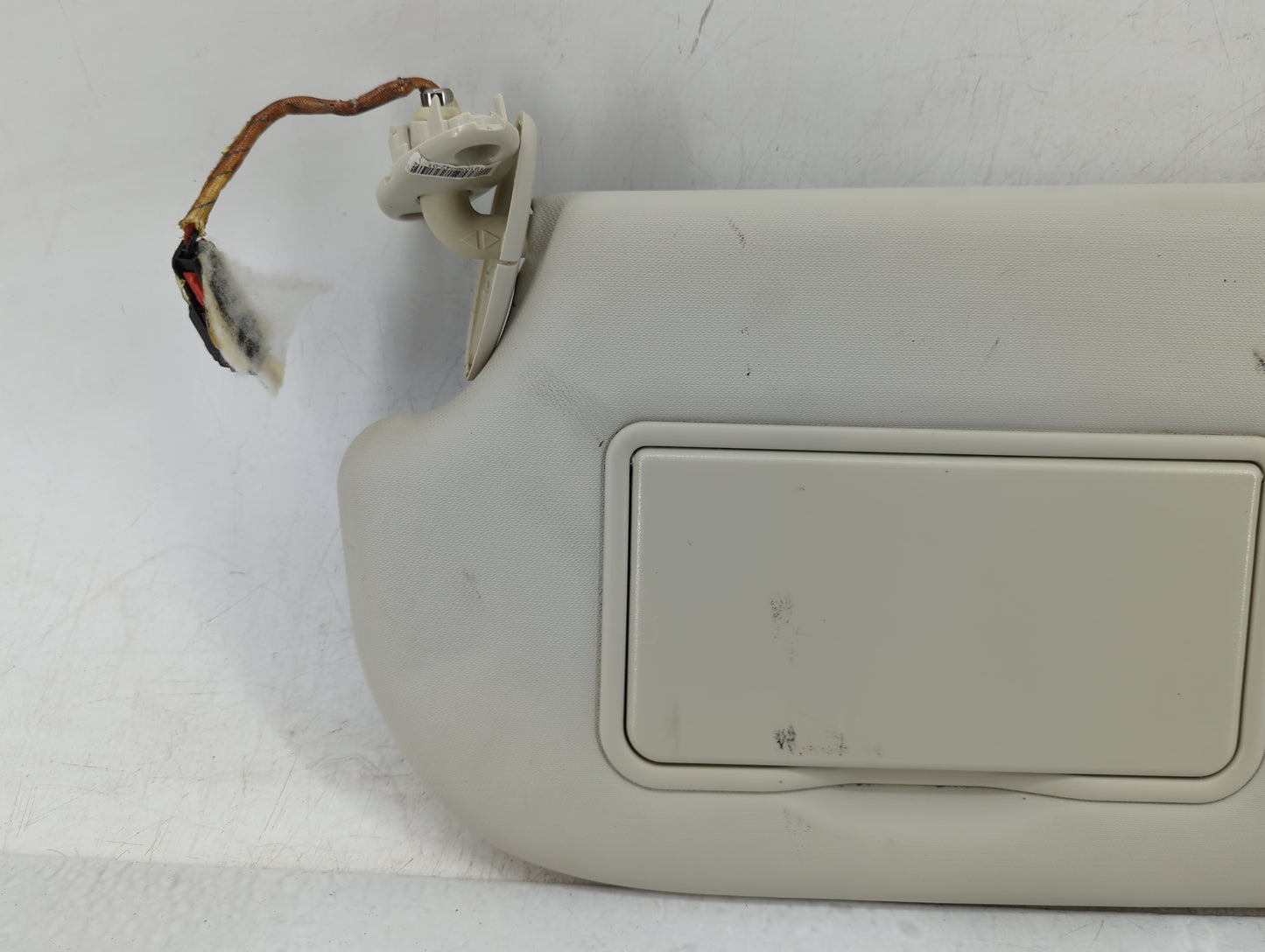 2013-2018 Ford Focus Sun Visor Shade Replacement Driver Left Mirror Fits Fits 2013 2014 2015 2016 2017 2018 OEM Used Auto Pa