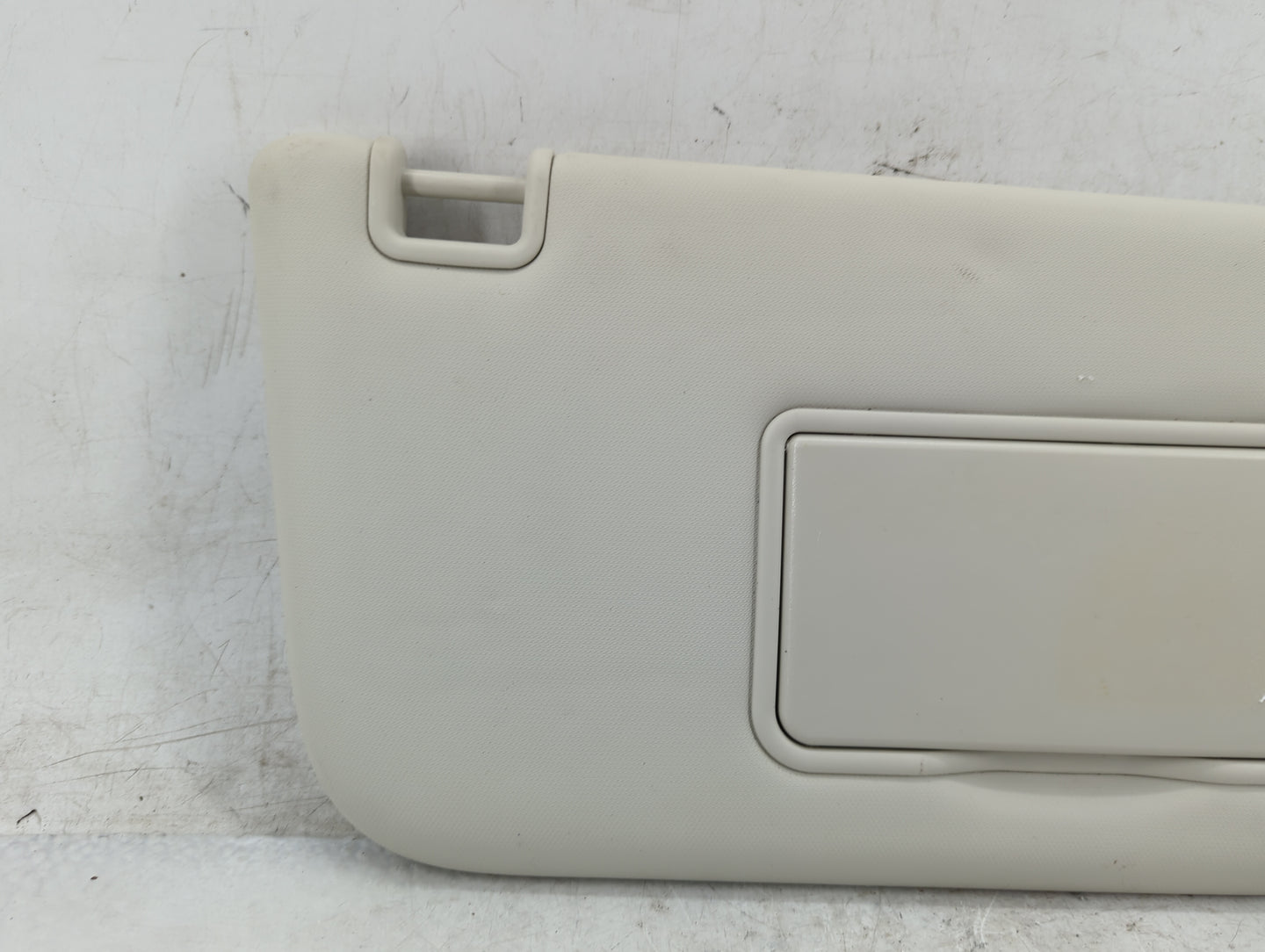 2013-2018 Ford Focus Sun Visor Shade Replacement Passenger Right Mirror Fits Fits 2013 2014 2015 2016 2017 2018 OEM Used Aut