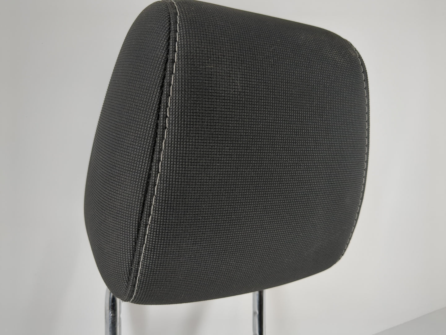 2013-2014 Ford Focus Headrest Head Rest Front Driver Passenger Seat Fits Fits 2013 2014 OEM Used Auto Parts - Oemusedautopar