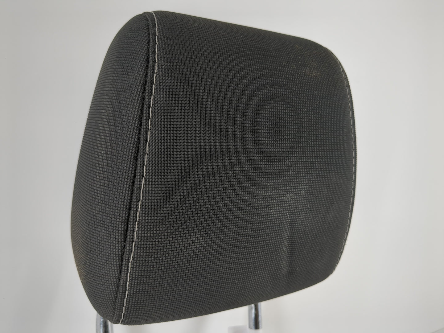 2013-2014 Ford Focus Headrest Head Rest Front Driver Passenger Seat Fits Fits 2013 2014 OEM Used Auto Parts - Oemusedautopar