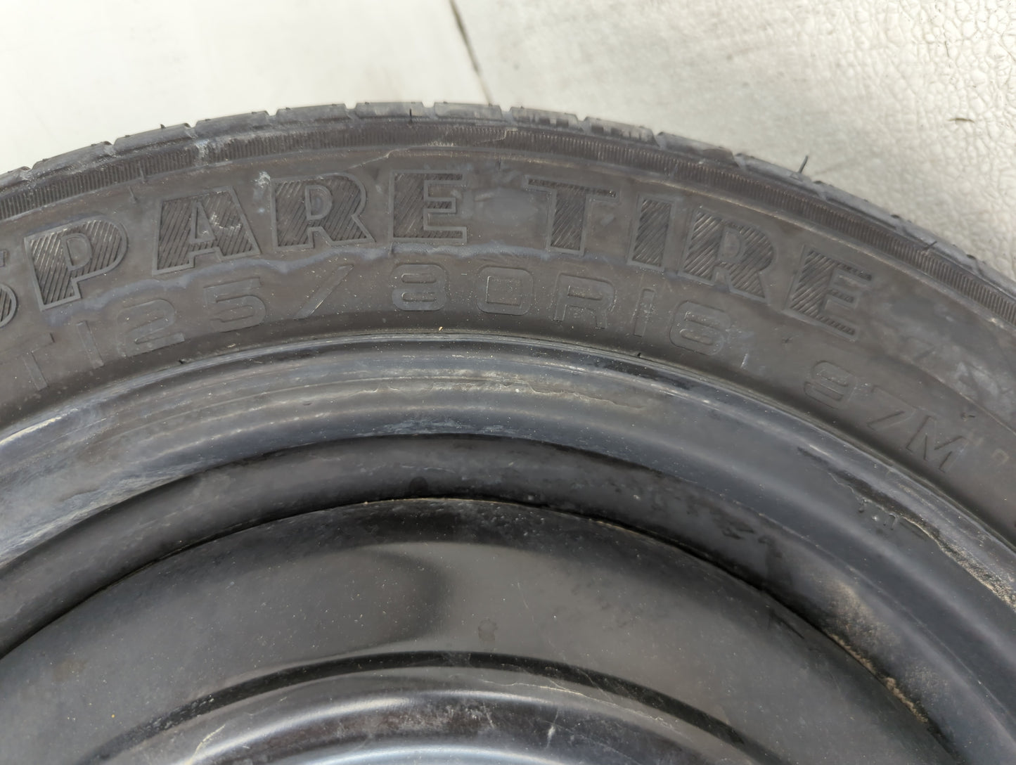 2012-2018 Ford Focus Spare Donut Tire Wheel Rim Oem - Oemusedautoparts1.com