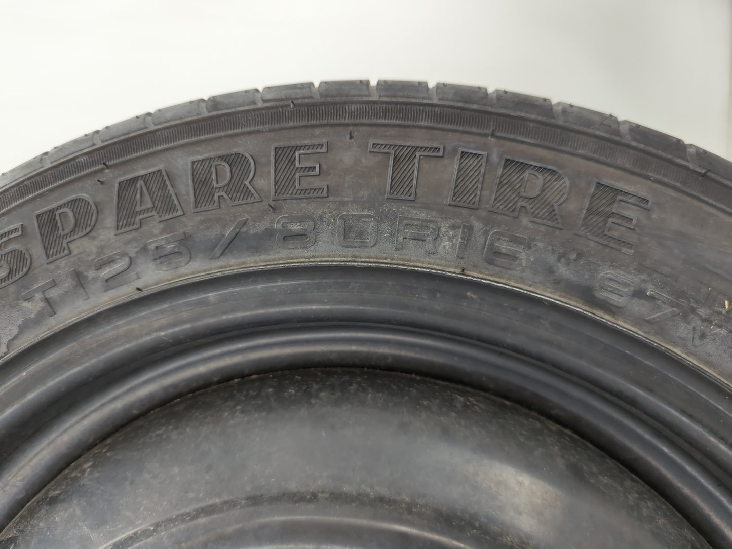 2012-2018 Ford Focus Spare Donut Tire Wheel Rim Oem - Oemusedautoparts1.com