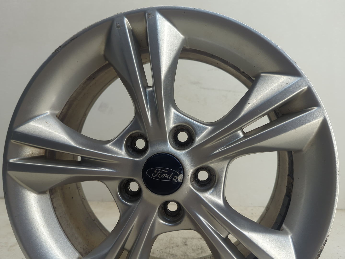 2012-2014 Ford Focus Oem Wheel Rim - Oemusedautoparts1.com