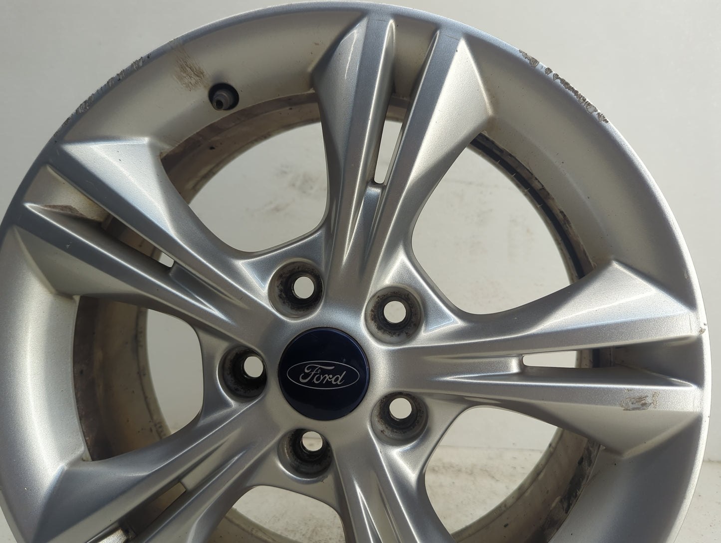 2012-2014 Ford Focus Oem Wheel Rim - Oemusedautoparts1.com