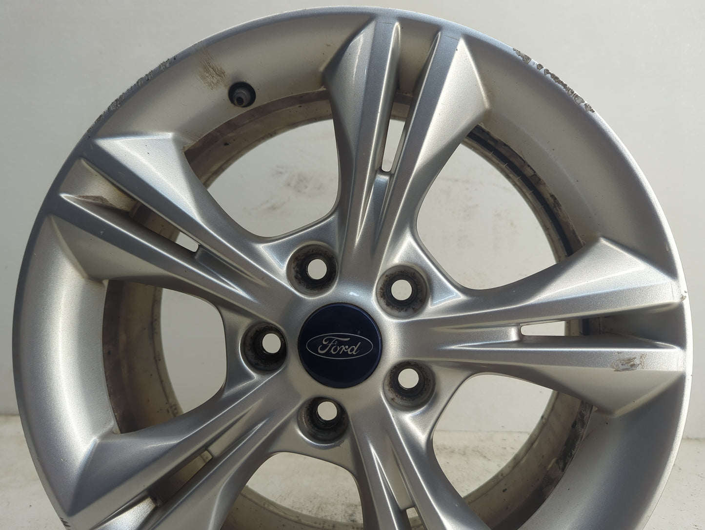 2012-2014 Ford Focus Oem Wheel Rim - Oemusedautoparts1.com
