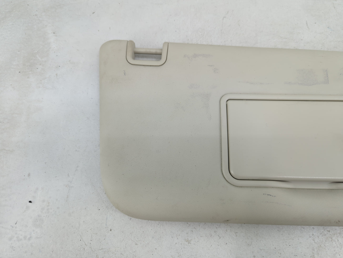 2013-2018 Ford Focus Sun Visor Shade Replacement Passenger Right Mirror Fits Fits 2013 2014 2015 2016 2017 2018 OEM Used Aut