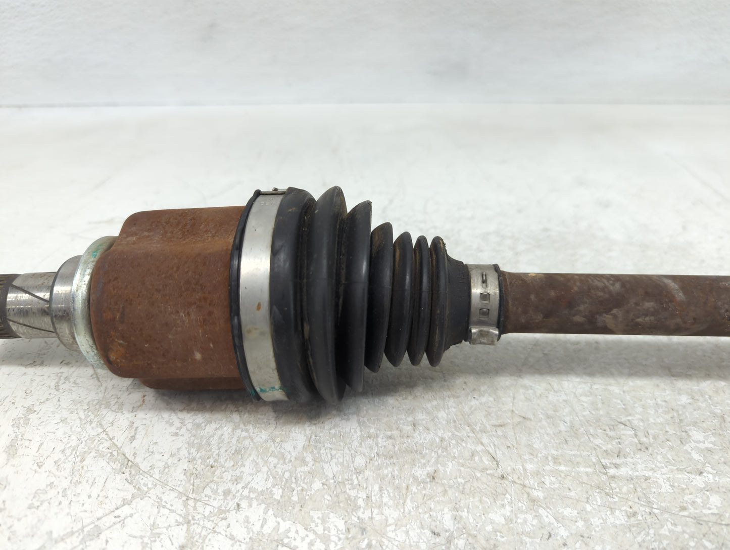 2012-2018 Ford Focus Axle Shaft Front Driver Cv C/v - Oemusedautoparts1.com