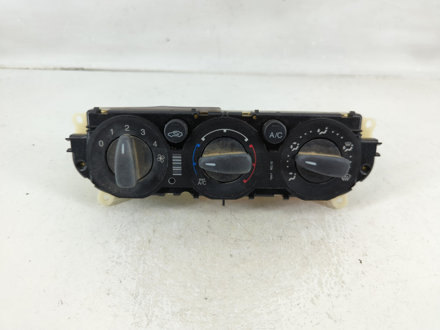 2013-2014 Ford Focus Climate Control Module Temperature AC/Heater Replacement P/N:FD-CM5T-13051321-0572 E1062773 Fits OEM Us