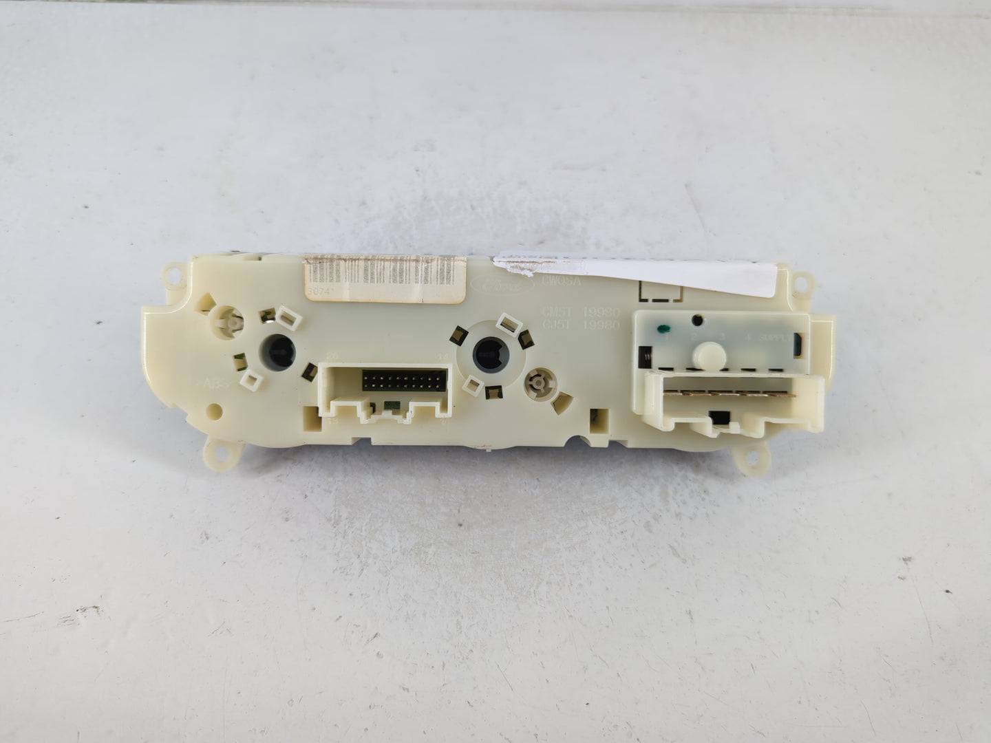 2013-2014 Ford Focus Climate Control Module Temperature AC/Heater Replacement P/N:FD-CM5T-13051321-0572 E1062773 Fits OEM Us