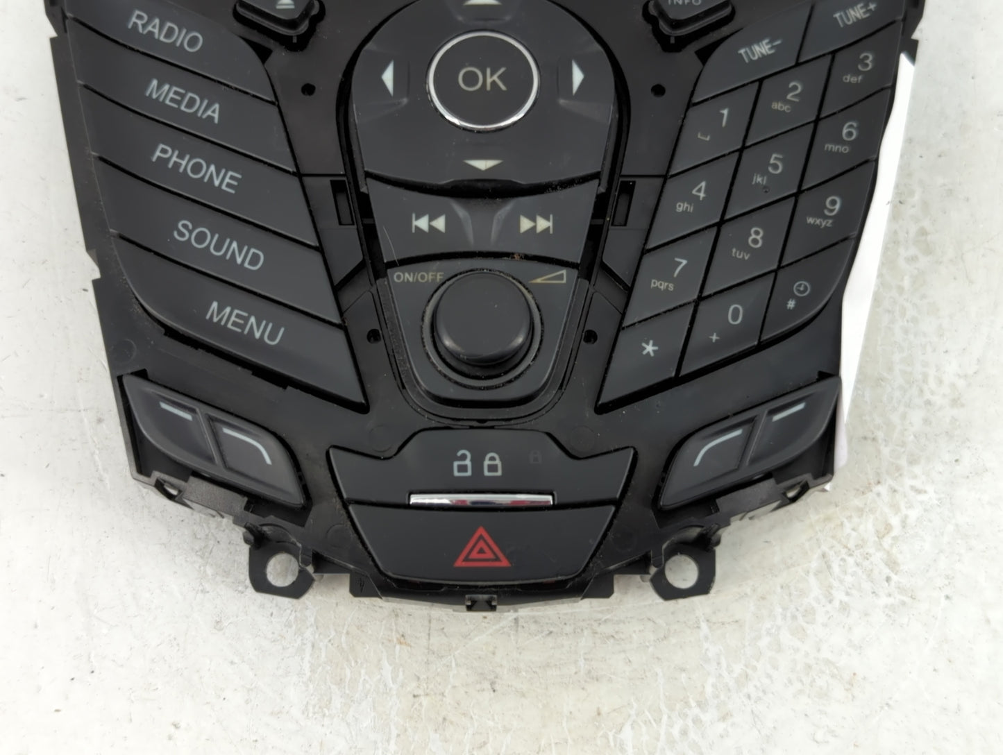 2013-2014 Ford Focus Radio AM FM Cd Player Receiver Replacement P/N:DM5T 18K811 LA Fits Fits 2013 2014 OEM Used Auto Parts -