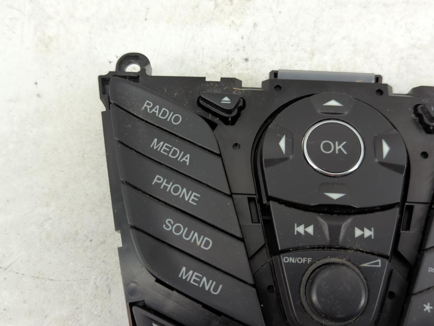 Radios and CD Changers 2014 FORD FOCUS - Oemusedautoparts1.com