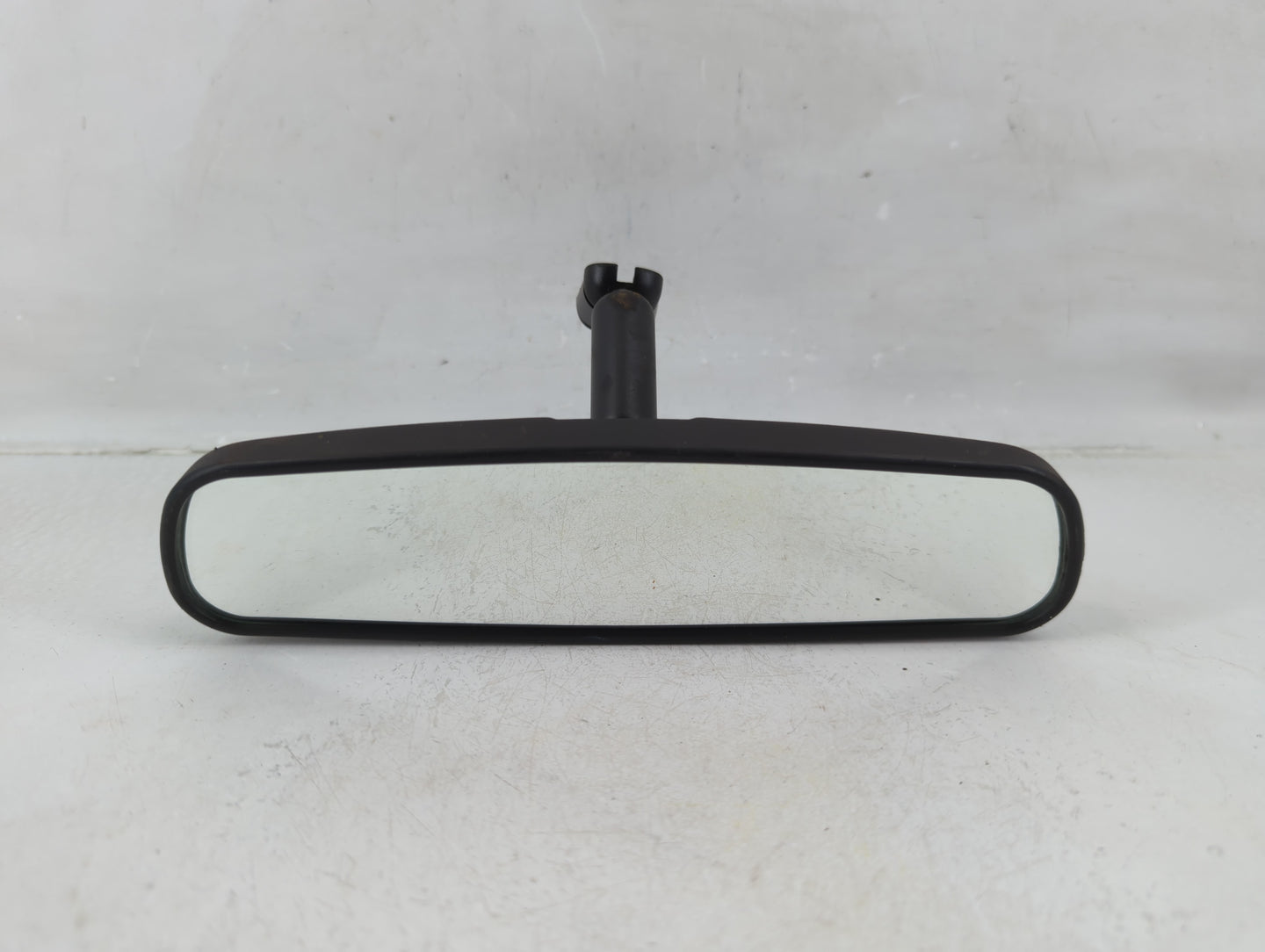 2010-2018 Ford Focus Interior Rear View Mirror Replacement OEM P/N:E8011681 Fits OEM Used Auto Parts - Oemusedautoparts1.com