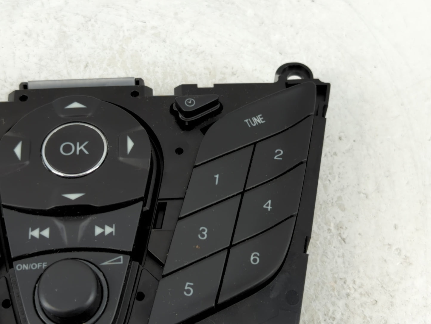 2013-2014 Ford Focus Radio Control Panel - Oemusedautoparts1.com