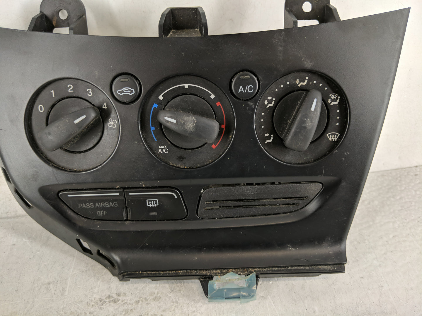 2013-2014 Ford Focus Climate Control Module Temperature AC/Heater Replacement P/N:FD-CM5T-14012421-0338 CM5T-19980-AF Fits O