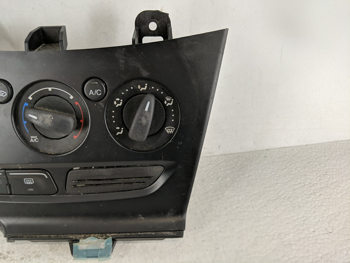 2013-2014 Ford Focus Climate Control Module Temperature AC/Heater Replacement P/N:FD-CM5T-14012421-0338 CM5T-19980-AF Fits O