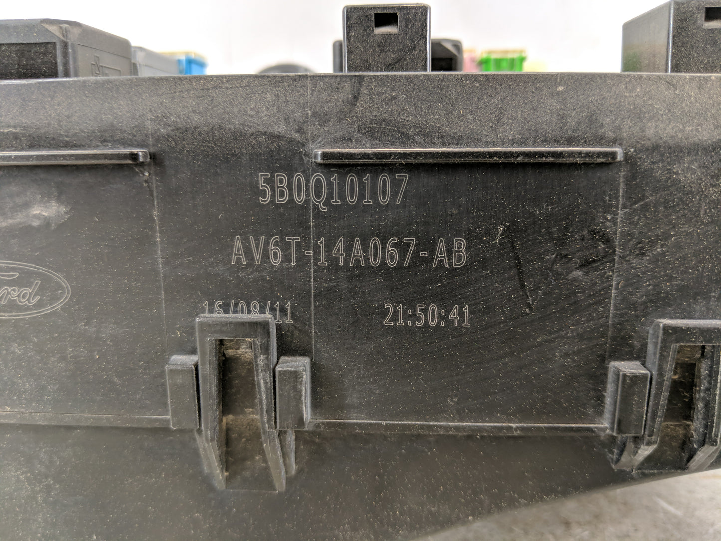 2012-2014 Ford Focus Fusebox Fuse Box Panel Relay Module P/N:AV6T-14A067-AB Fits Fits 2012 2013 2014 OEM Used Auto Parts - O