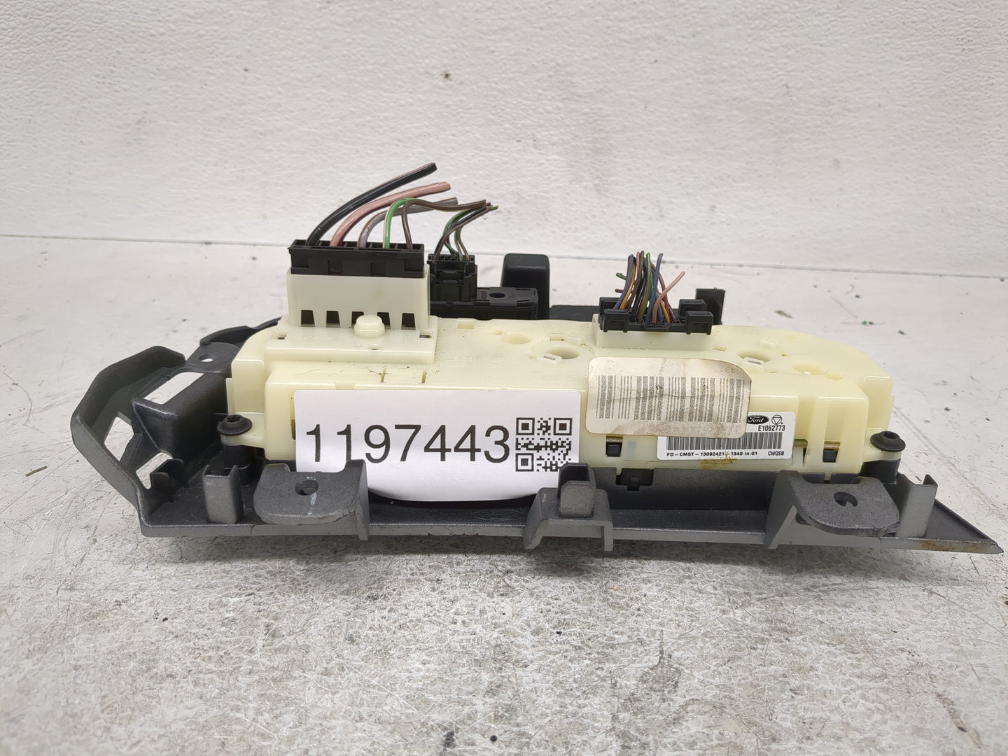 2013-2014 Ford Focus Climate Control Module Temperature AC/Heater Replacement Fits Fits 2013 2014 OEM Used Auto Parts - Oemu