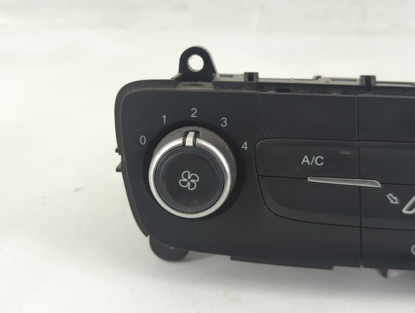 2013-2014 Ford Focus Climate Control Module Temperature AC/Heater Replacement P/N:F1ET 18549 Fits Fits 2013 2014 OEM Used Au
