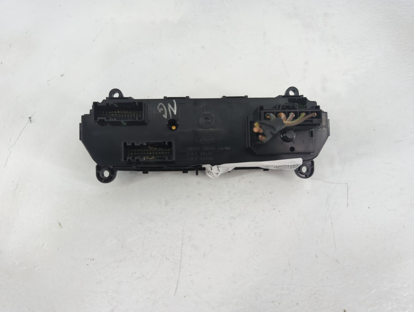2013-2014 Ford Focus Climate Control Module Temperature AC/Heater Replacement P/N:F1ET 18549 Fits Fits 2013 2014 OEM Used Au