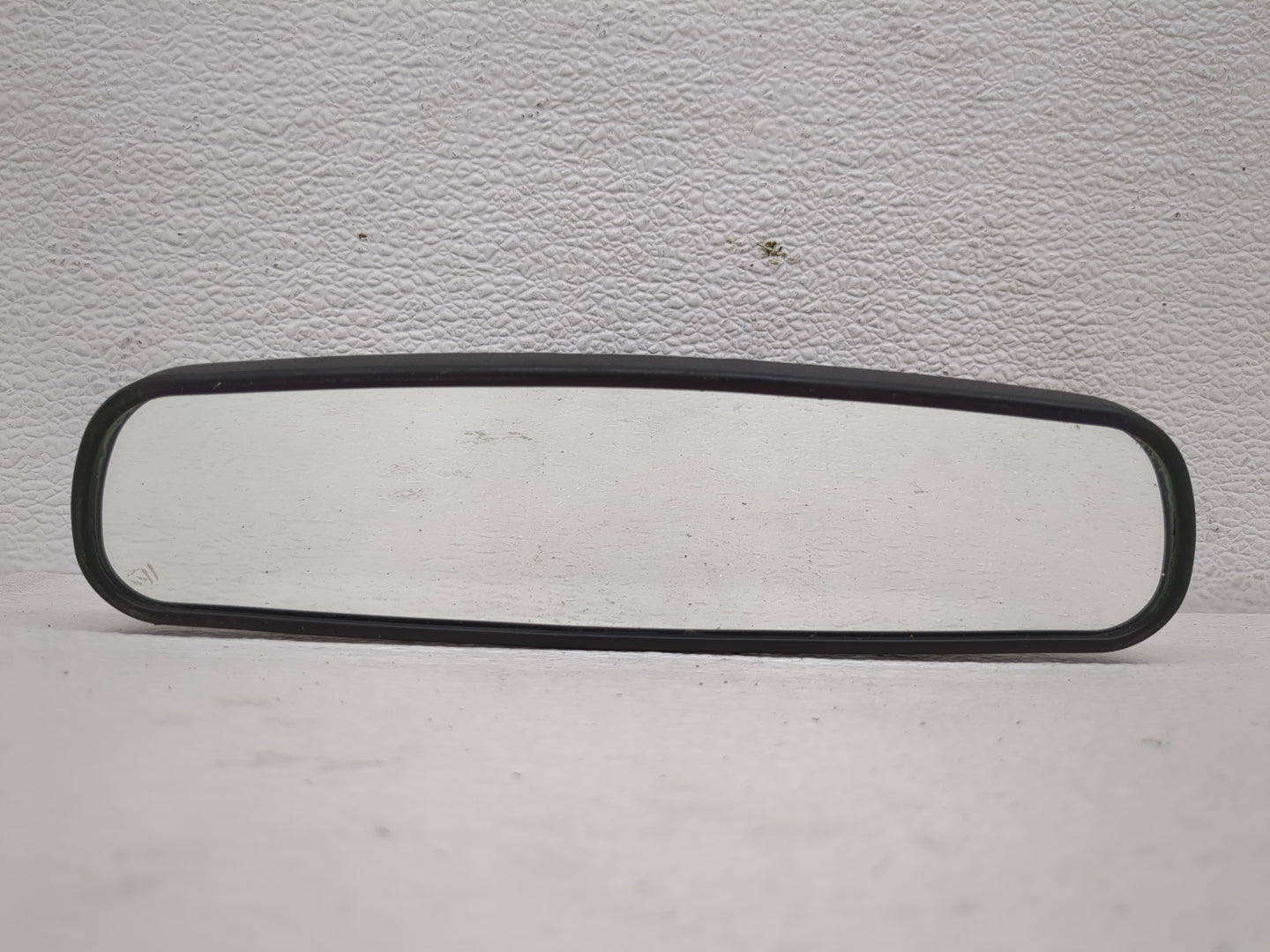 2010-2018 Ford Focus Interior Rear View Mirror Replacement OEM P/N:E8011681 Fits OEM Used Auto Parts - Oemusedautoparts1.com