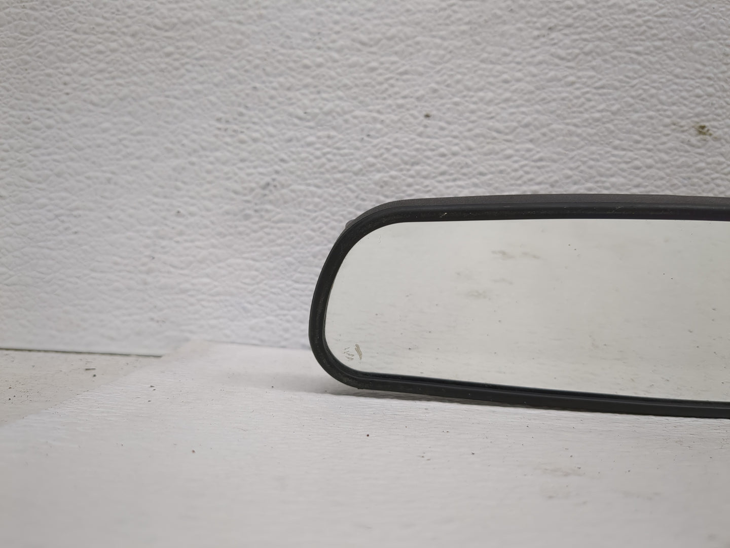 2010-2018 Ford Focus Interior Rear View Mirror Replacement OEM P/N:E8011681 Fits OEM Used Auto Parts - Oemusedautoparts1.com