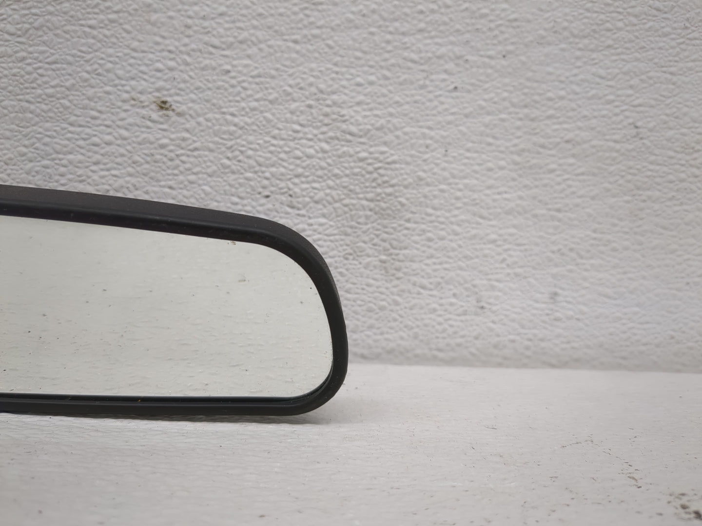 2010-2018 Ford Focus Interior Rear View Mirror Replacement OEM P/N:E8011681 Fits OEM Used Auto Parts - Oemusedautoparts1.com
