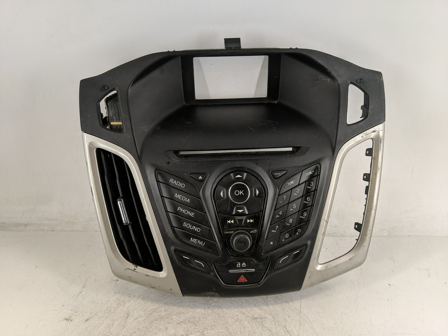 2013-2014 Ford Focus Radio Control Panel - Oemusedautoparts1.com