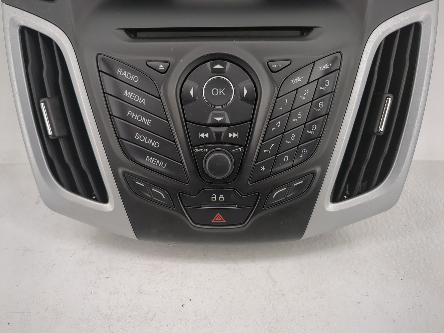 2013-2014 Ford Focus Radio Control Panel - Oemusedautoparts1.com
